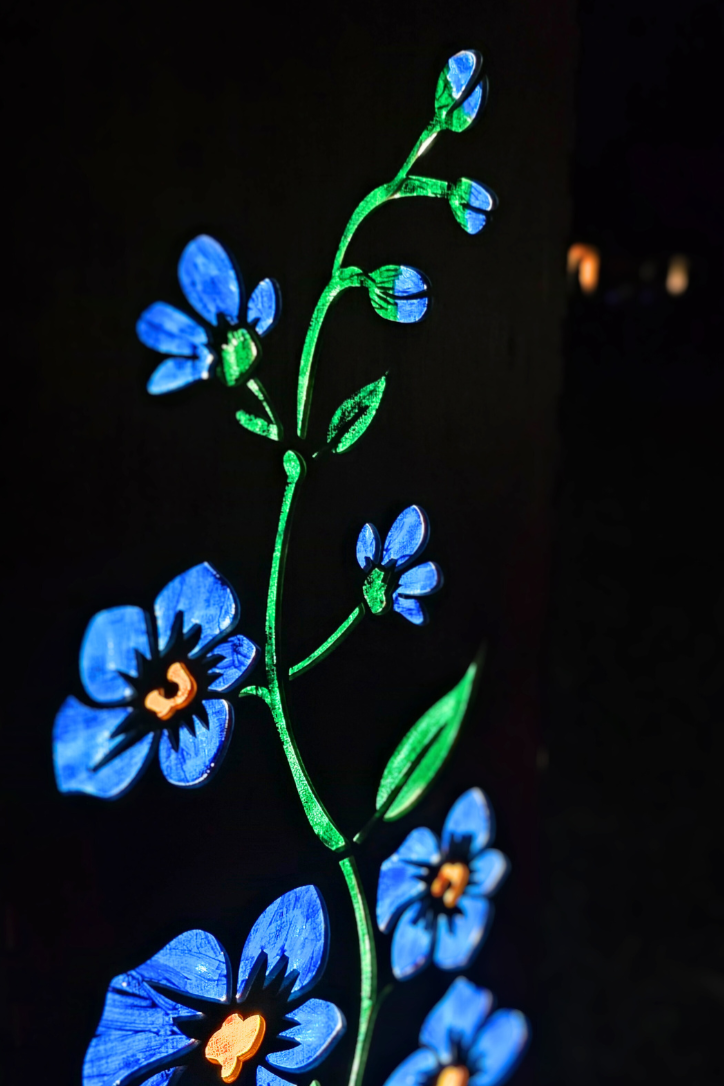 lampa ambientala de podea "floare de nu-ma-uita"